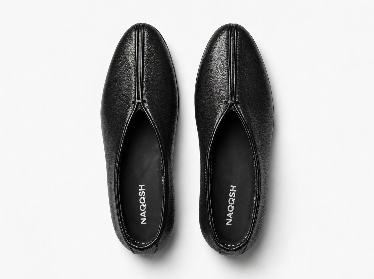 BLACK PIPED LOAFER